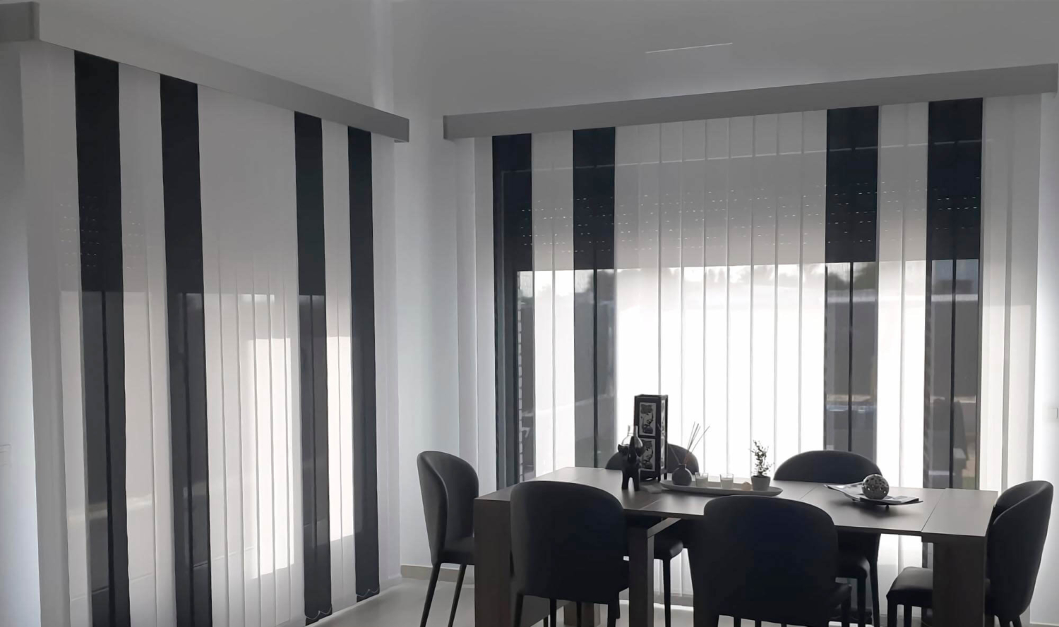 Proyectos de decoración con cortinas verticales Screen en Madrid